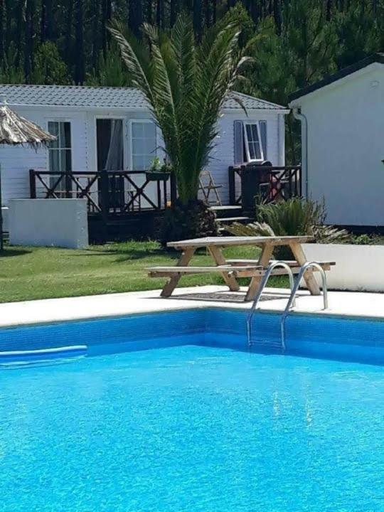 Bungalow Au Bord De La Piscine 4 Pers 5A Burinhosa المظهر الخارجي الصورة